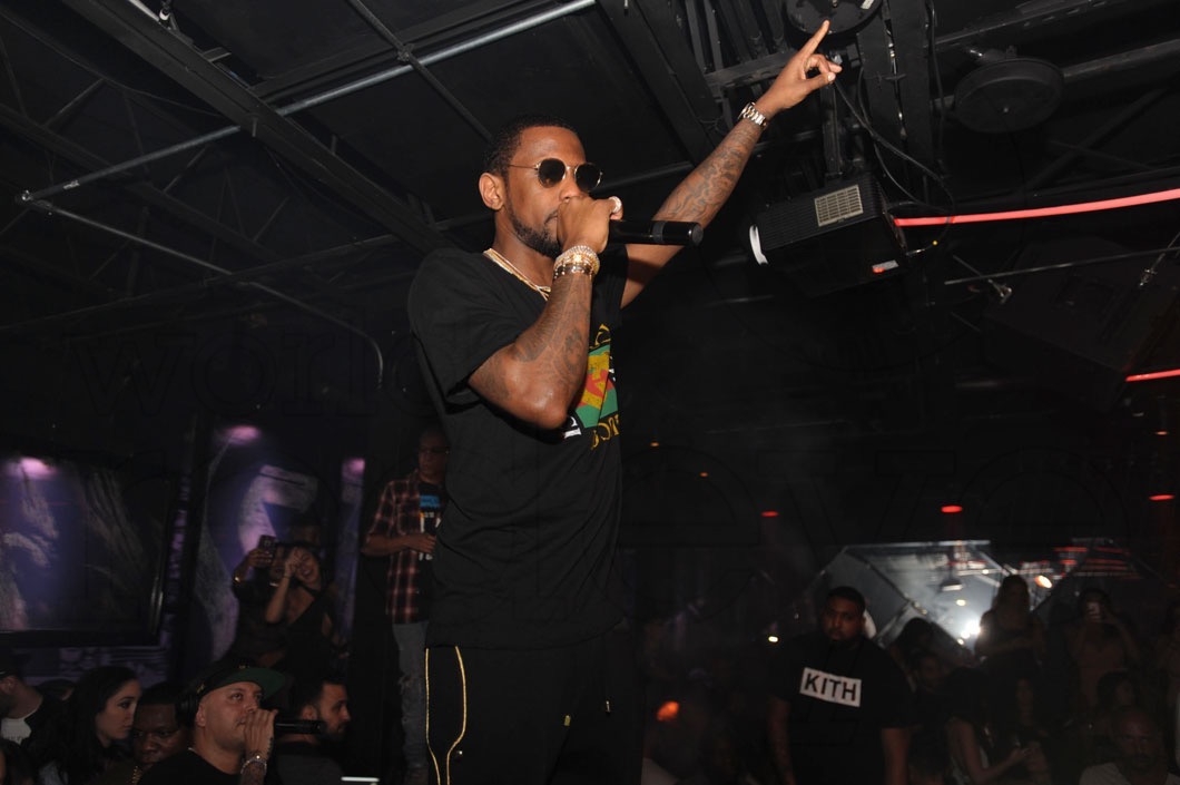 18-fabolous-performing51