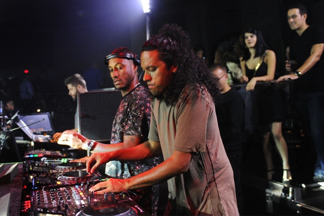 3.2-Sunnery James & Ryan Marciano djing15