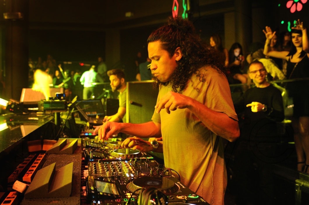 3.3-Sunnery James & Ryan Marciano djing16