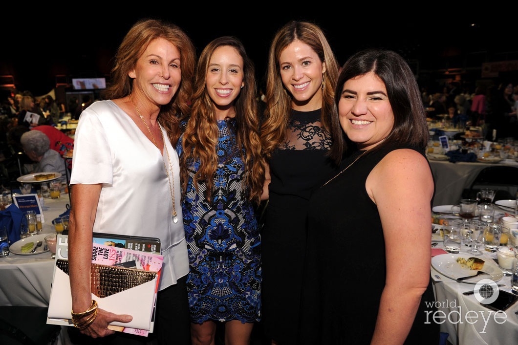 Leslie Miller Saiontz, Rachel Saiontz, Melissa Saiontz Luse, & Dee Hoult