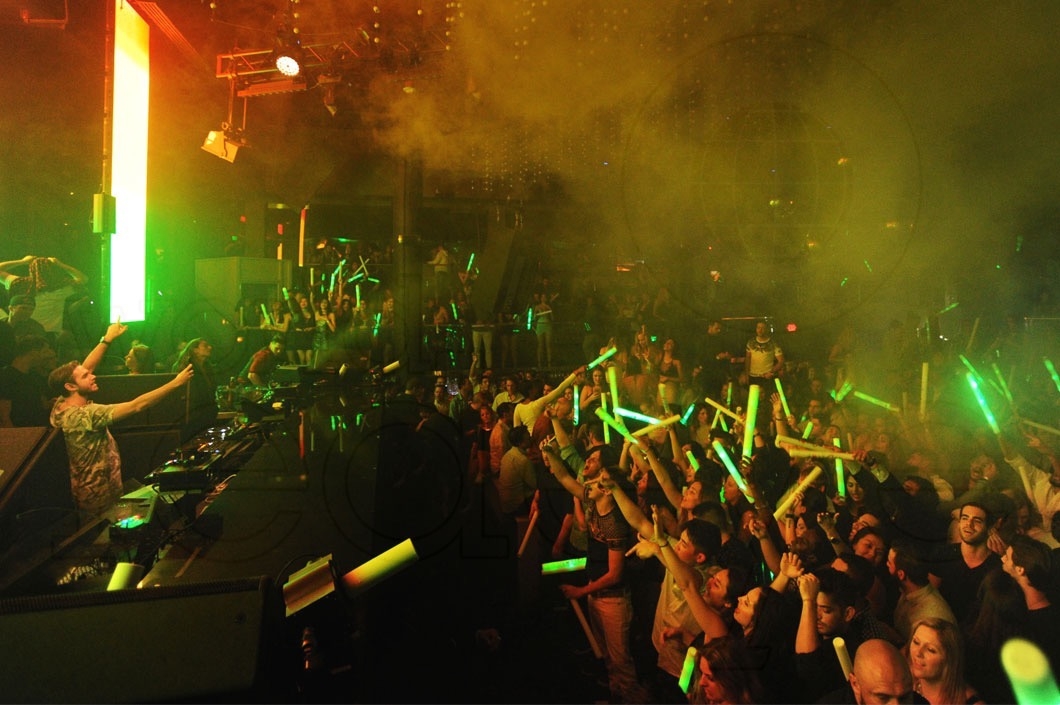 20.1-Zedd djing43