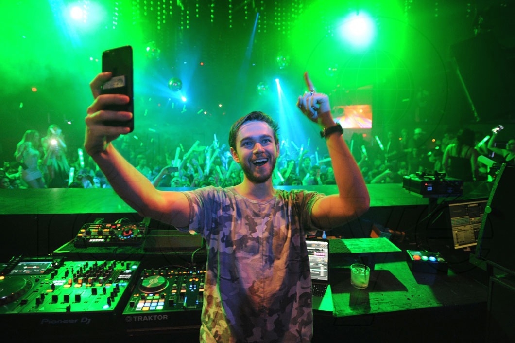 20.4-Zedd djing5