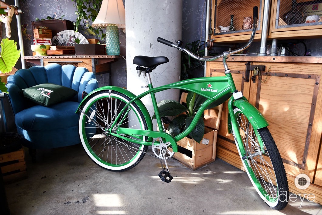 Heineken beach cheap cruiser bike