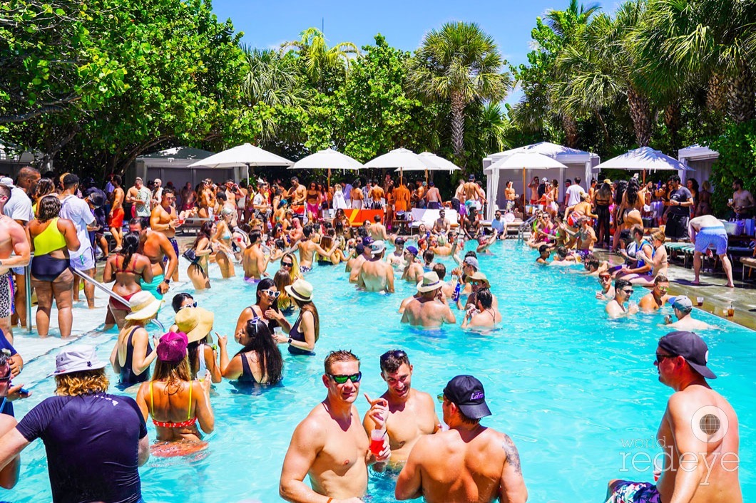 Pool party em Miami Beach - 2021