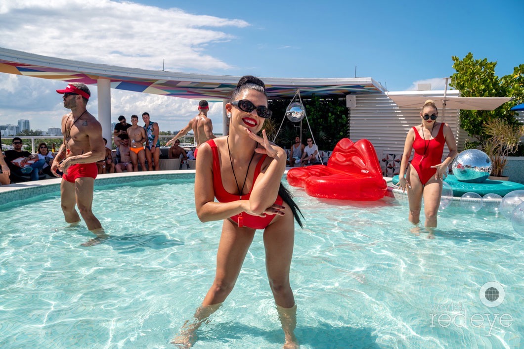 Fluid Kicks-Off the Summer Season with a Disco Pool Party at Moxy South  Beach - World Red Eye