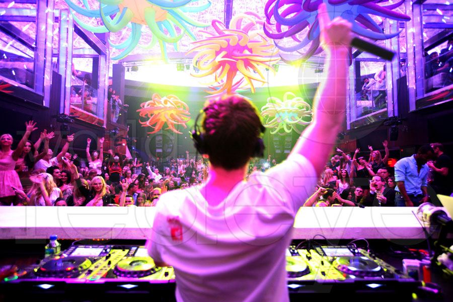 Hardwell at LIV